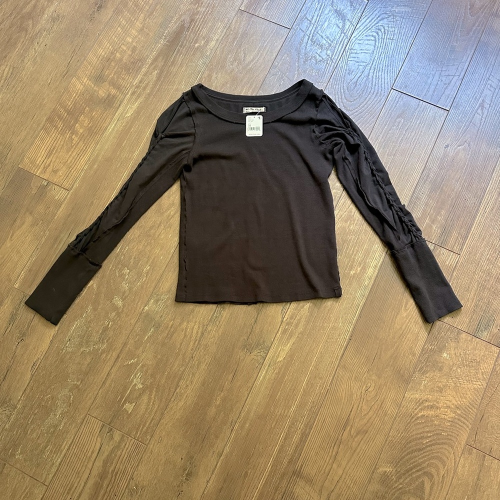 NWOT Free People Daisy Long Sleeve Size Medium (tag fell off while in storage)